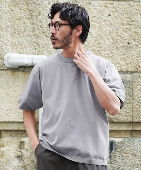 ライトグレー MODEL : GO 180cm 66kg Lsize