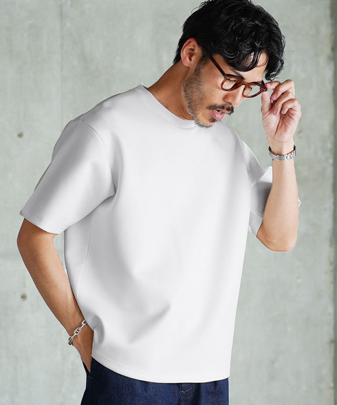 ホワイト MODEL : GO 180cm 66kg Lsize