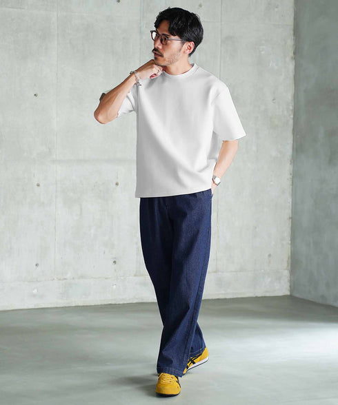 ホワイト MODEL : GO 180cm 66kg Lsize