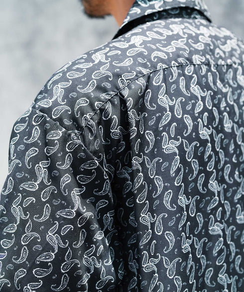 ブラックペイズリー