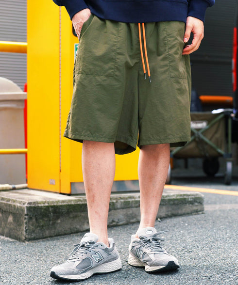 水陸両用ナイロンベイカーショートパンツ