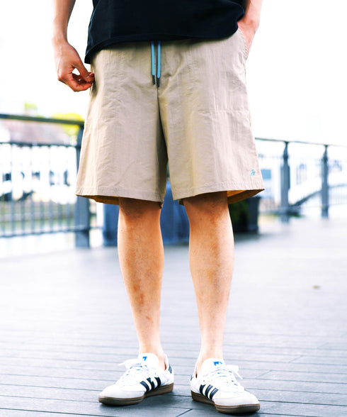 水陸両用ナイロンベイカーショートパンツ