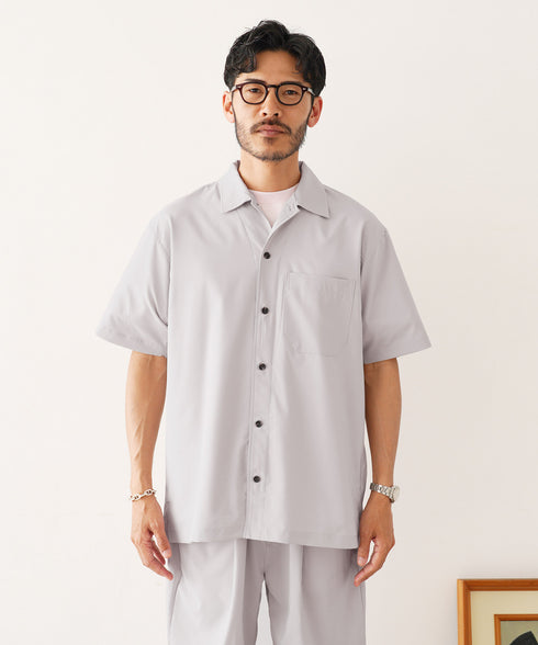 ライトグレージュ MODEL : GO 180cm 66kg Lsize