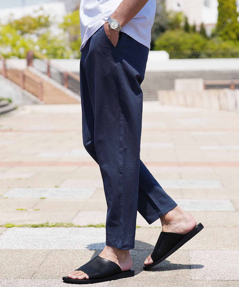 ネイビー MODEL : GO 180cm 66kg Lsize