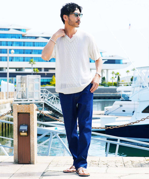 Bホワイト(Vネック) MODEL : GO 180cm 66kg Lsize