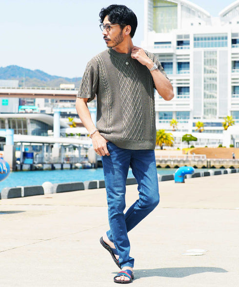 Aグレージュ(クルーネック) MODEL : GO 180cm 66kg Lsize