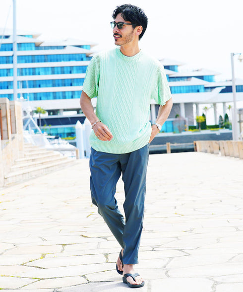 Aペールグリーン(クルーネック) MODEL : GO 180cm 66kg Lsize