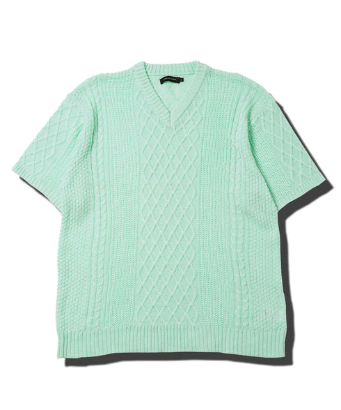 Bペールグリーン(Vネック)