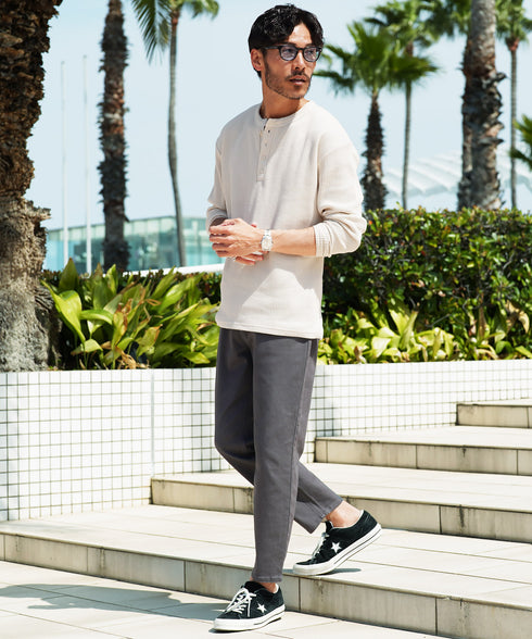 bチャコールグレー MODEL : GO 180cm 66kg Lsize