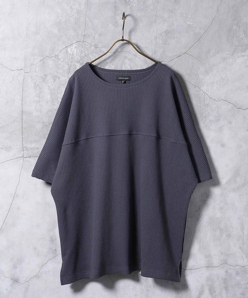 グレー MODEL : GO 180cm 66kg Lsize