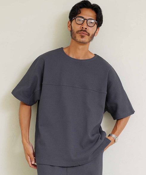 グレー MODEL : GO 180cm 66kg Lsize