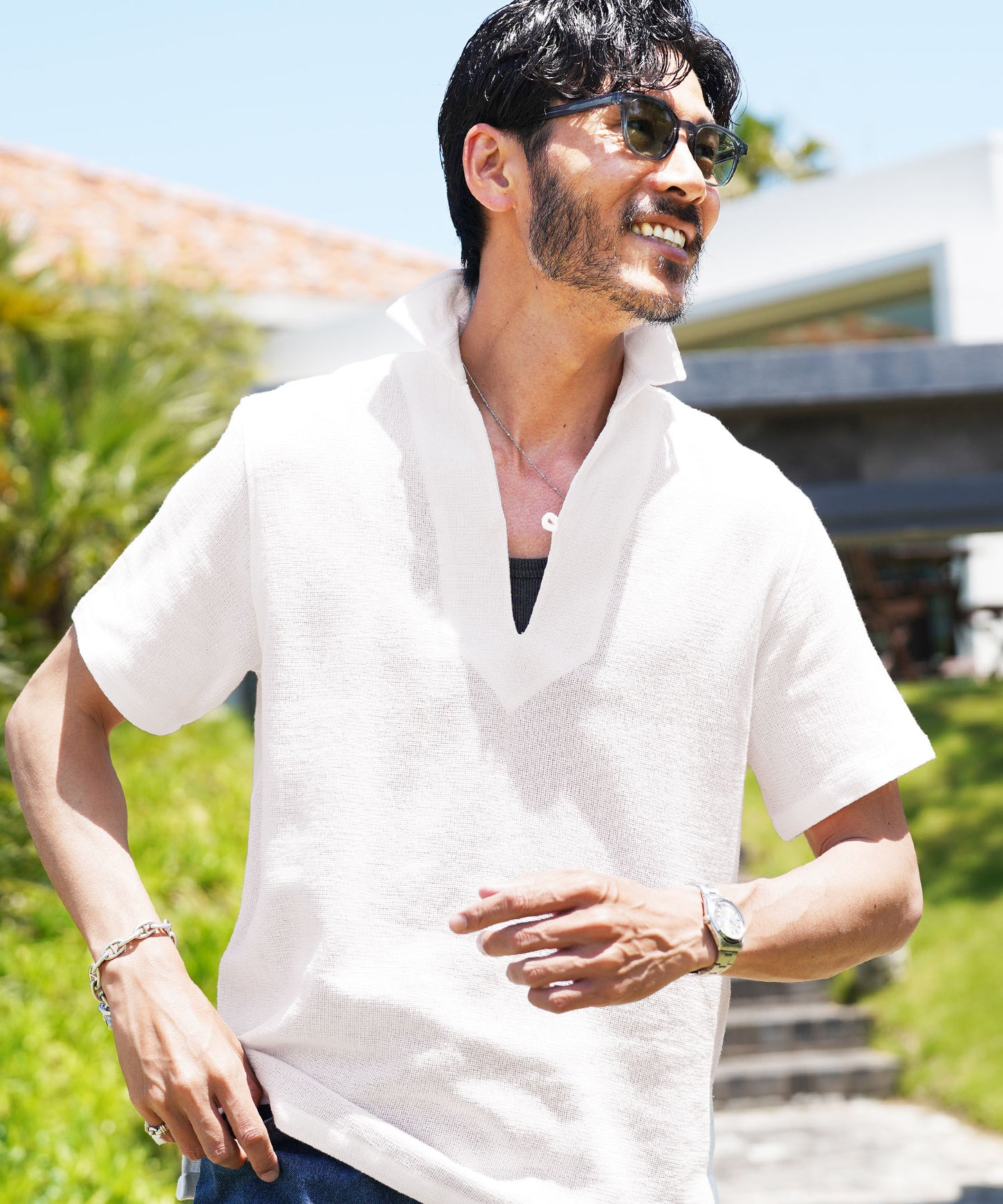 ホワイト MODEL : GO 180cm 66kg Lsize