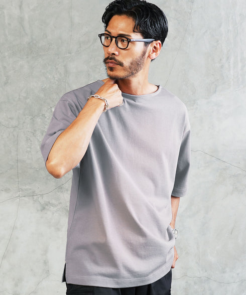 ライトグレー MODEL : GO 180cm 66kg Lsize