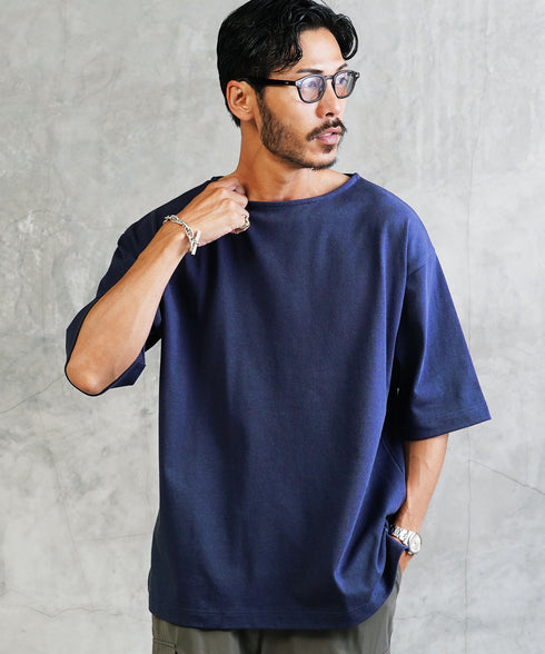 ネイビー MODEL : GO 180cm 66kg Lsize