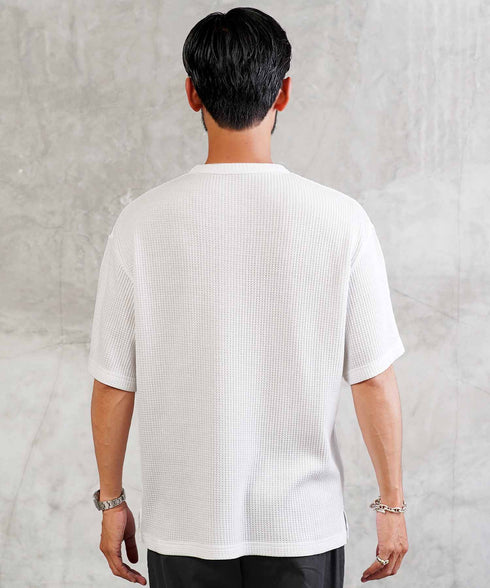 ホワイト MODEL : GO 180cm 66kg Lsize