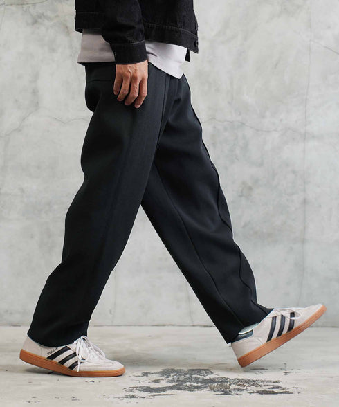 ニットパンツ ピンタック ワイドテーパード│ワイドパンツ センターシーム 太め メンズ ワイドパンツ