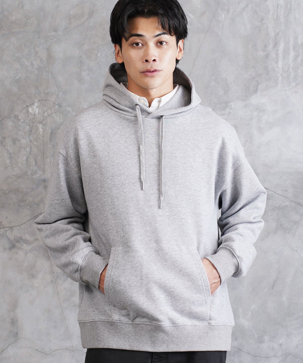 アッシュグレー MODEL : RYO 183cm 71kg Lsize