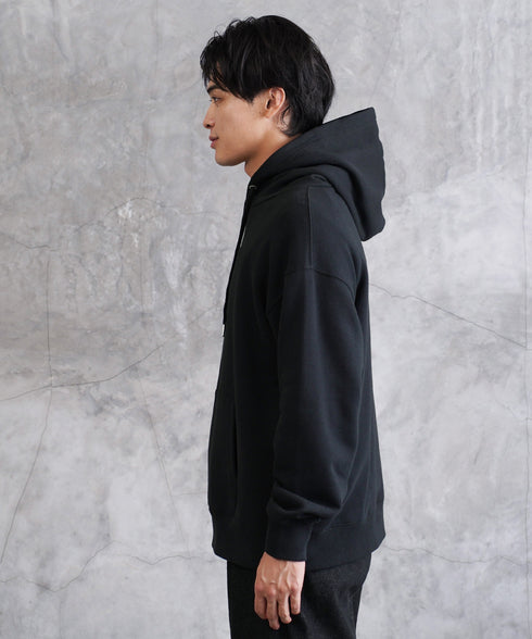 ブラック MODEL : RYO 183cm 71kg Lsize