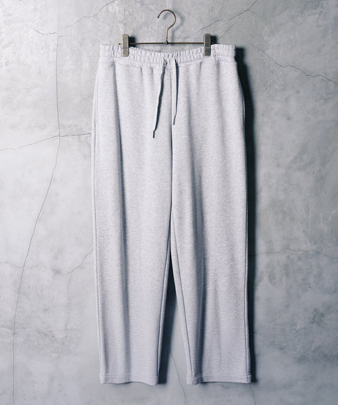 Bアッシュグレー(テーパード) MODEL : RYO 183cm 71kg Lsize