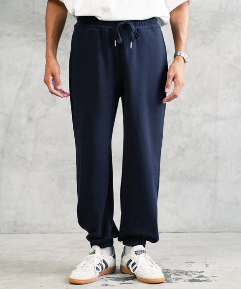 Aネイビー(ジョガー) MODEL : GO 180cm 66kg Lsize