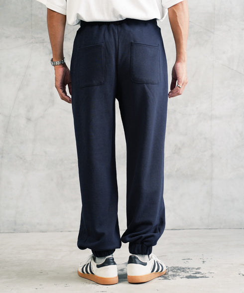 Aネイビー(ジョガー) MODEL : GO 180cm 66kg Lsize