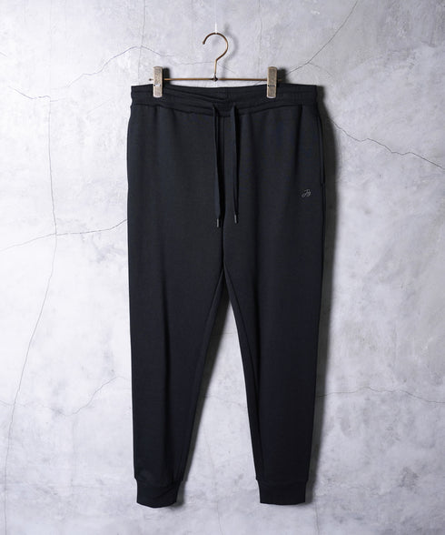 ブラック A(スリム) MODEL : GO 180cm 66kg Lsize