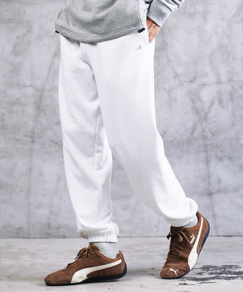 ホワイト B(レギュラー) MODEL : GO 180cm 66kg Lsize