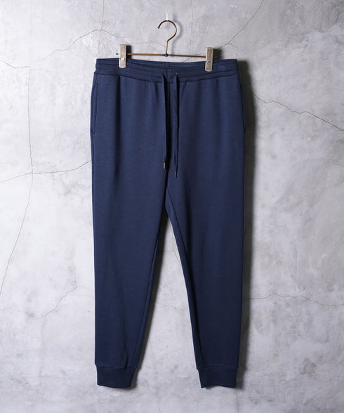 ネイビー A(スリム) MODEL : GO 180cm 66kg Lsize