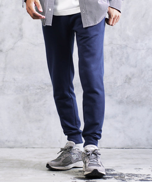 ネイビー A(スリム) MODEL : GO 180cm 66kg Lsize