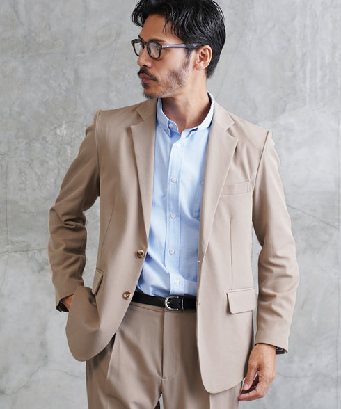 グレージュ MODEL : GO 180cm 66kg Lsize