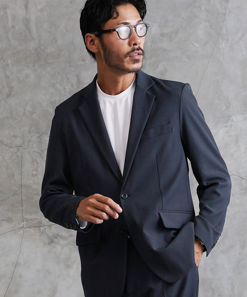 ネイビー MODEL : GO 180cm 66kg Lsize