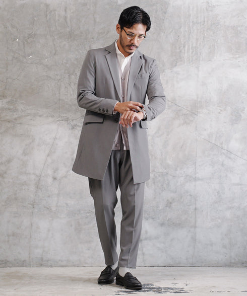 ライトグレー MODEL : GO 180cm 66kg Lsize