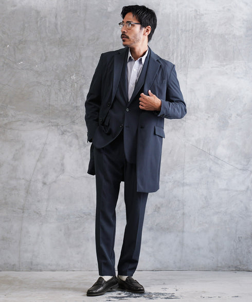 ネイビー MODEL : GO 180cm 66kg Lsize