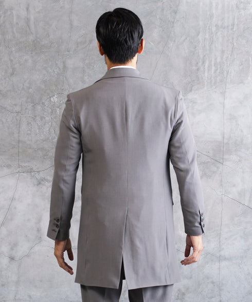 ライトグレー MODEL : GO 180cm 66kg Lsize