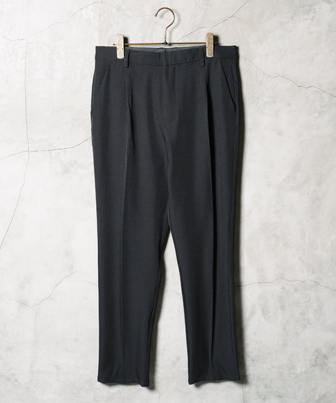 ブラック MODEL : GO 180cm 66kg Lsize