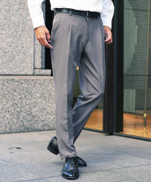 ライトグレー MODEL : GO 180cm 66kg Lsize