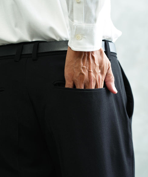 ブラック MODEL : GO 180cm 66kg Lsize