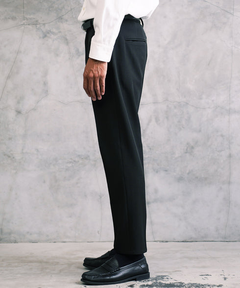 ブラック MODEL : GO 180cm 66kg Lsize