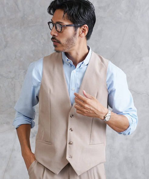 グレージュ MODEL : GO 180cm 66kg Lsize