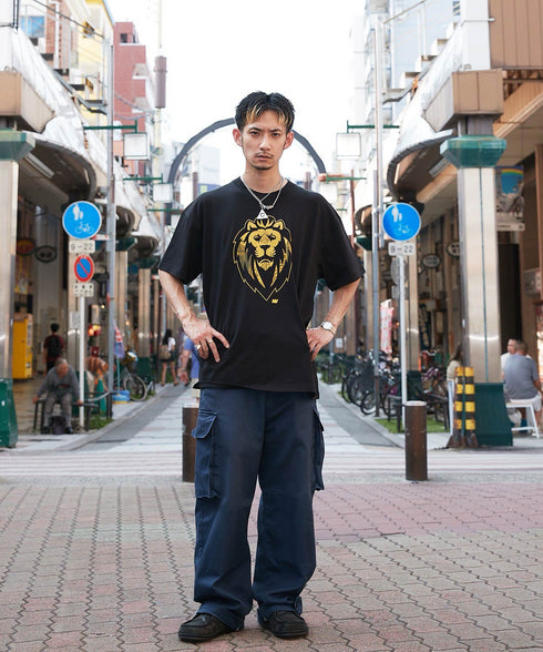 New World / ニューワールドTシャツブラックスタイリング4