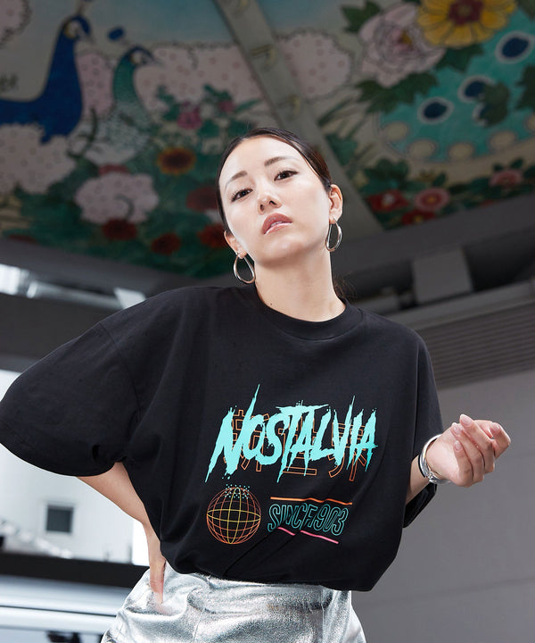 THE SHINSEKAI / ザ・シンセカイTシャツブラックスタイリング1