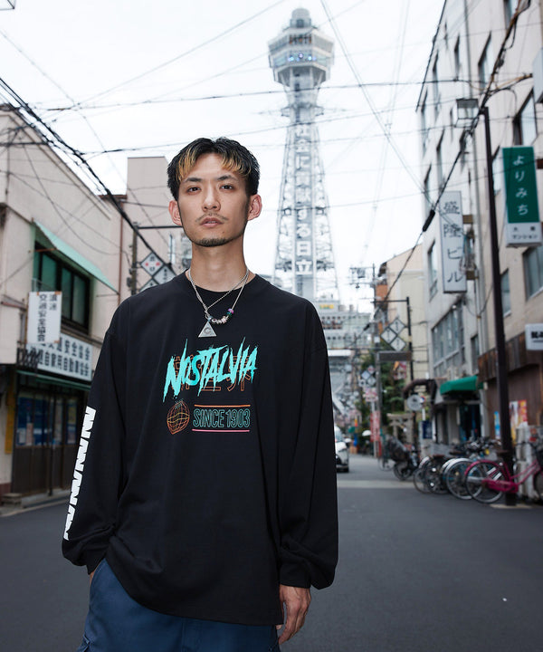 THE SHINSEKAI / ザ・シンセカイロングスリーブTシャツブラックスタイリング1