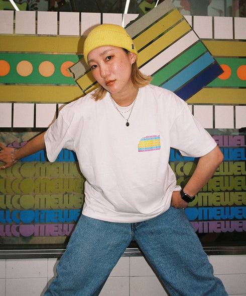 New Star Wall Graphic / ニュースターウォールグラフィックTシャツホワイトスタイリング1