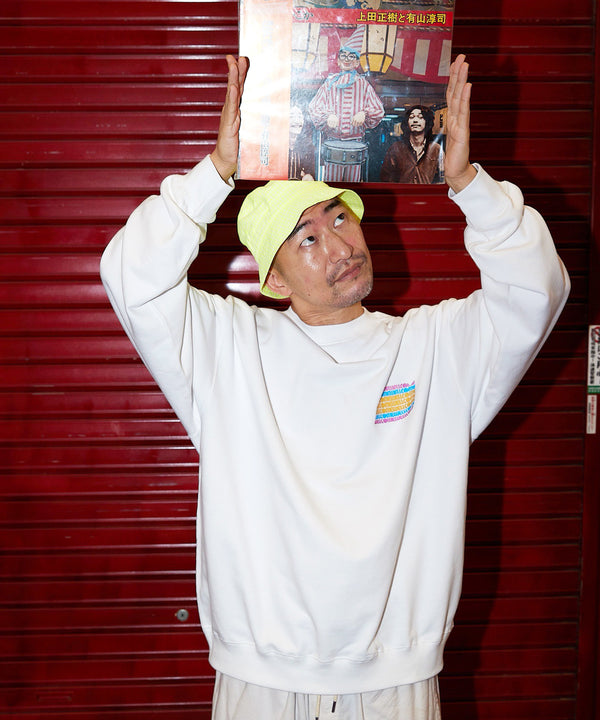 New Star Wall Graphic / ニュースターウォールグラフィックトレーナーホワイトスタイリング1