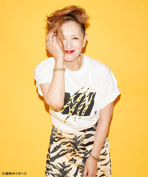 Tigers Claw / タイガースクローTシャツホワイトスタイリング3