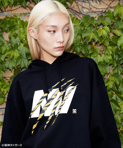 Tigers Claw / タイガースクローパーカーブラックスタイリング8