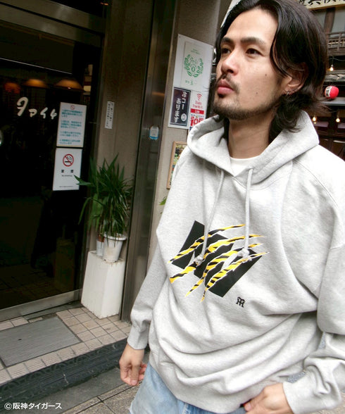 【一部予約】阪神タイガース ×NOSTALVIA(ノスタルヴィア) Tigers Claw / タイガースクロー裏毛パーカー