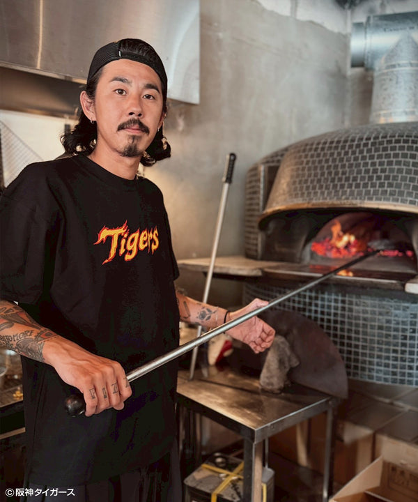 阪神タイガース × NOSTALVIA (ノスタルヴィア) Tigers Fang / タイガースファング Tシャツ【ポイントアップ対象外】