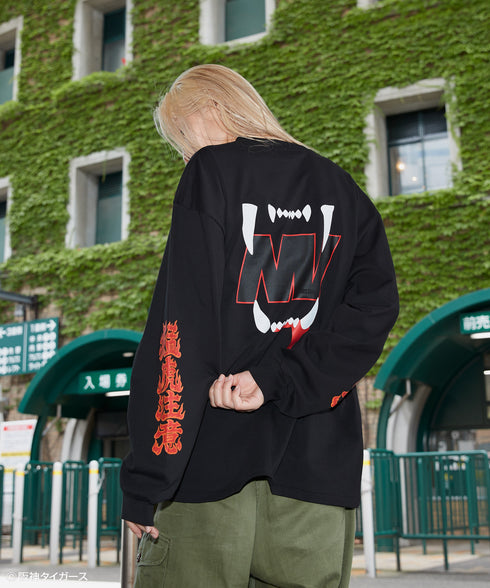 Tigers Fang / タイガースファングロングスリーブTシャツブラックスタイリング5