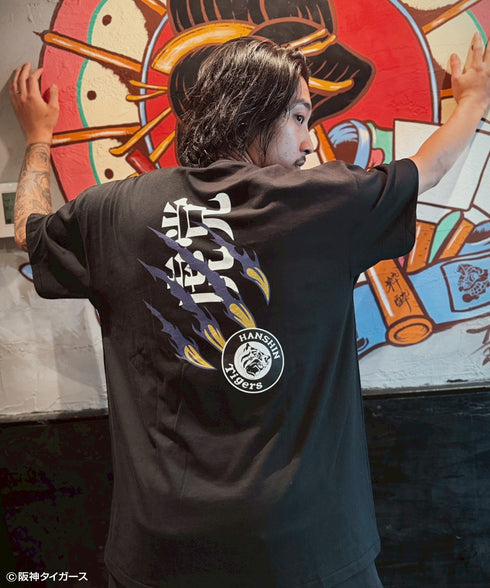 タイガーススクラッチ Tシャツ ブラック スタイリング8 阪神タイガース プレセント ギフト 野球 クリスマス 贈り物